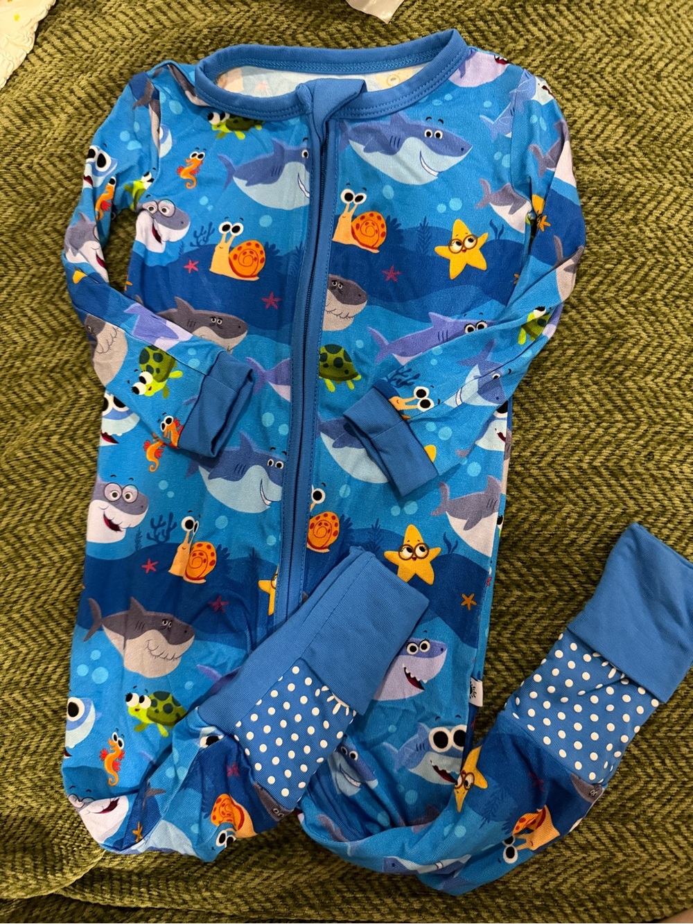 NWOT Ploom baby baby shark bamboo convertible footies 6-12M